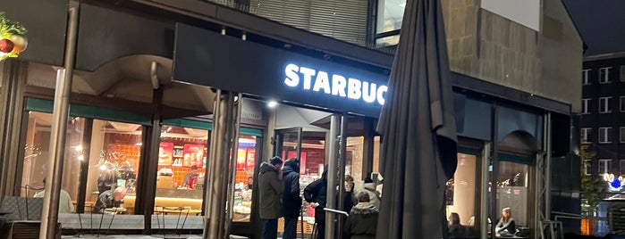 Starbucks is one of Lieux qui ont plu à Markus.