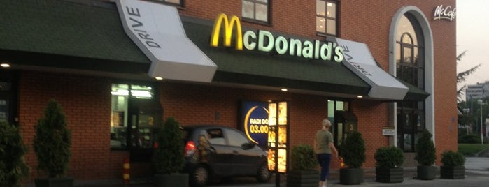 McDonald's is one of Jelena : понравившиеся места.