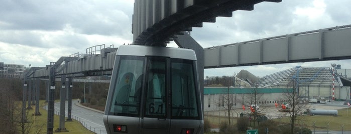 SkyTrain A/B is one of Innovative Public Transport Systems.