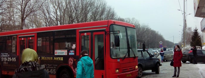 Автобус 4 is one of Автобусы Казани.