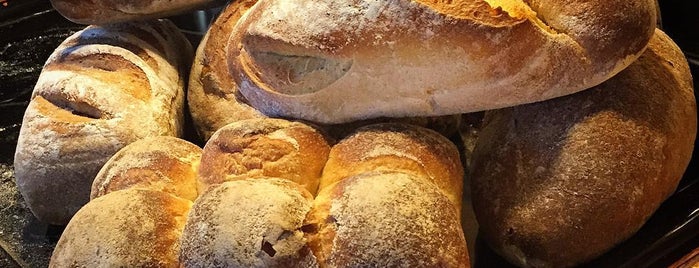 Boulangerie Chez Oli is one of à boire et à manger.