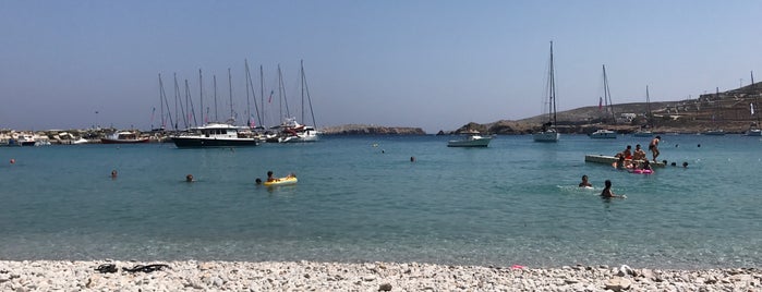 Karavostasis beach is one of Lieux sauvegardés par Spiridoula.