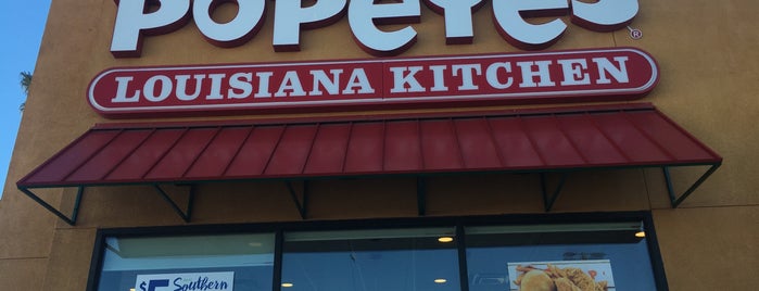 Popeyes Louisiana Kitchen is one of Locais curtidos por Charlie.