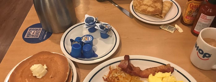 IHOP is one of San Diego Must Try Food Places.