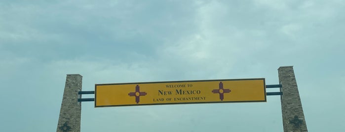 Texas/New Mexico State Line is one of Leslie'nin Beğendiği Mekanlar.