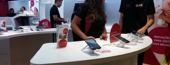 LG Mobile Store is one of Shopping Nova América.