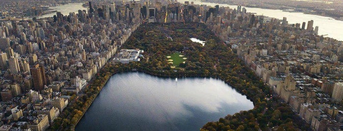 Центральный парк is one of NYC.