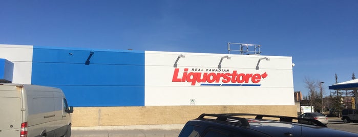 Real Canadian Liquorstore is one of สถานที่ที่ Sanae ถูกใจ.