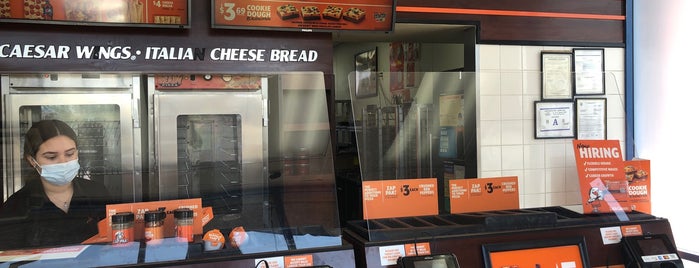 Little Caesars Pizza is one of Vickさんのお気に入りスポット.