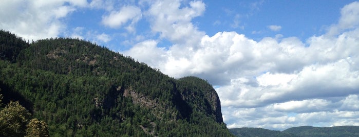 Parc national du fjord-du-Saguenay is one of Lugares favoritos de Elina.