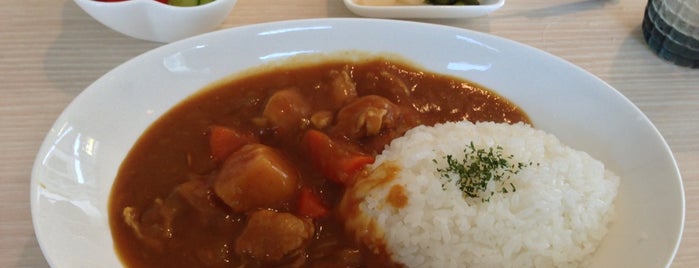 H&W Cafe is one of 飲食店.