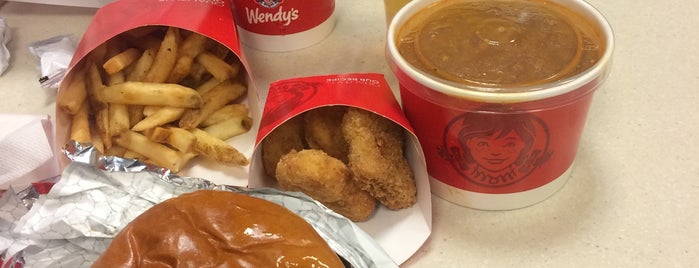 Wendy’s is one of Lugares favoritos de Harlem’s.