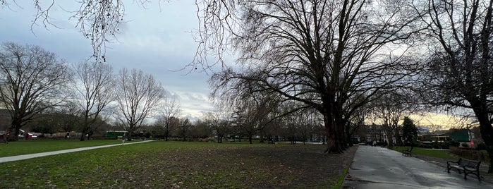 Vauxhall Park is one of Gespeicherte Orte von Evelyn.