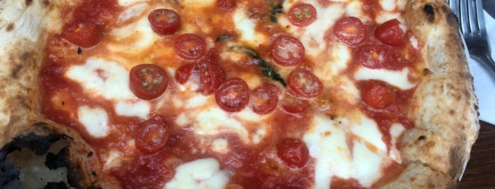 San Matteo Pizzeria e Cucina is one of Best Napoleon Pizza.