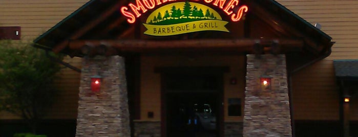 Smokey Bones Bar & Fire Grill is one of Boston - Mid Level.