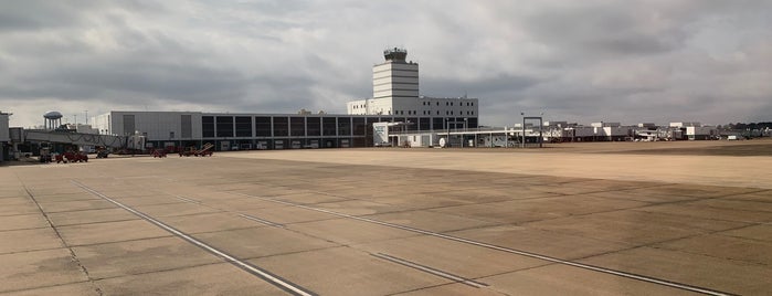 Jackson-Medgar Wiley Evers International Airport (JAN) is one of Aeropuertos Internacionales.