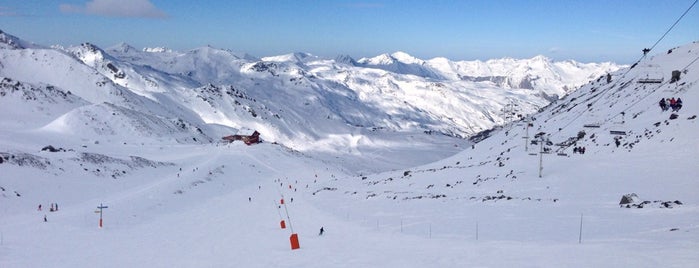 Moraine is one of Ski the French Alps.