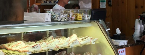 The Original Fried Pie Shop is one of Unique Sweets.
