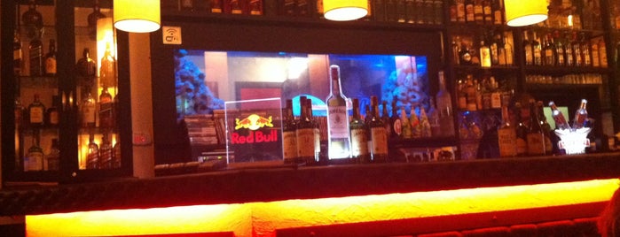 On The Rocks is one of Bares e Pubs em Piracicaba.