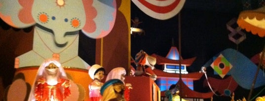 It's a small world is one of Didney Worl!.