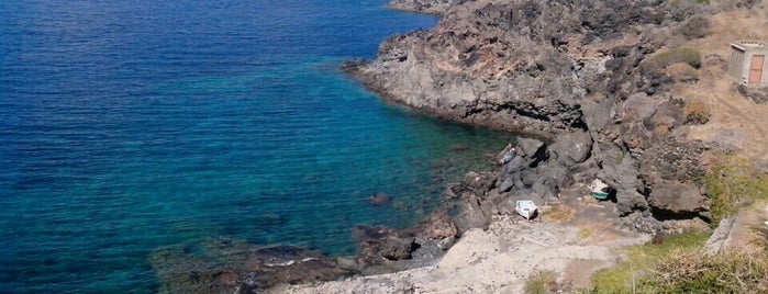 Nika' is one of Pantelleria.