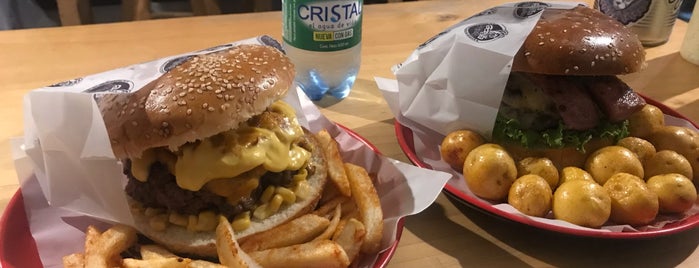 Gorilla Burger is one of Bogotá.