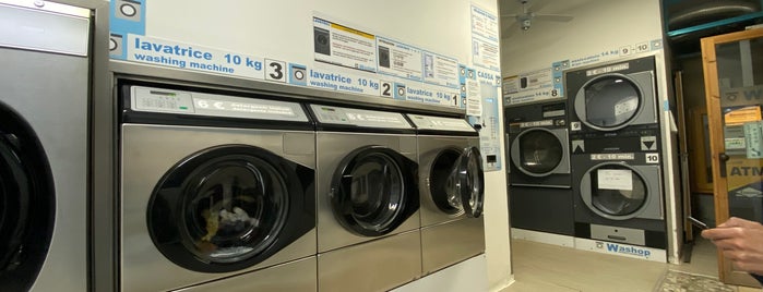 Laundry Lavanderia Self-Service is one of VCE.