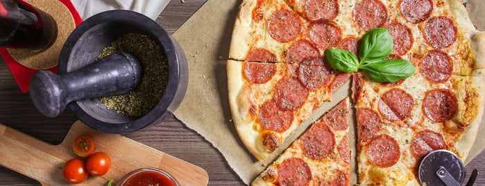 New York Pizza Co. is one of The 7 Best Places for Breadsticks in Riverside.
