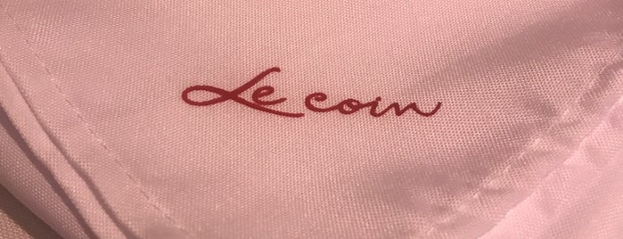 Le Coin Restaurante is one of best food.