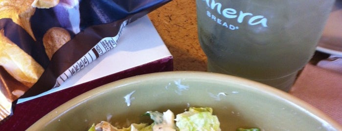 Panera Bread is one of Gezikaさんのお気に入りスポット.