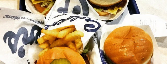 Culver's is one of Michaelさんのお気に入りスポット.