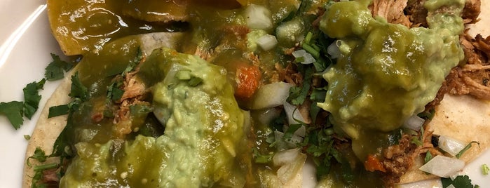 Dos Burritos Mexican Restaurant is one of Posti che sono piaciuti a Andria.