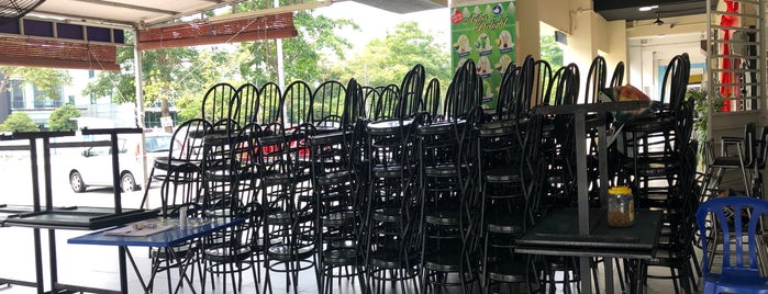 Restoran Asiba Nasi Kandar is one of Tempat yang Disukai ꌅꁲꉣꂑꌚꁴꁲ꒒.