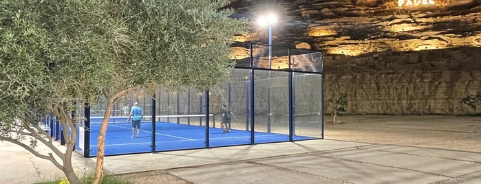 Valley Padel is one of Activities.