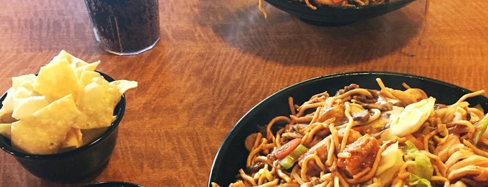 YC's Mongolian Grill is one of Posti che sono piaciuti a Aida.