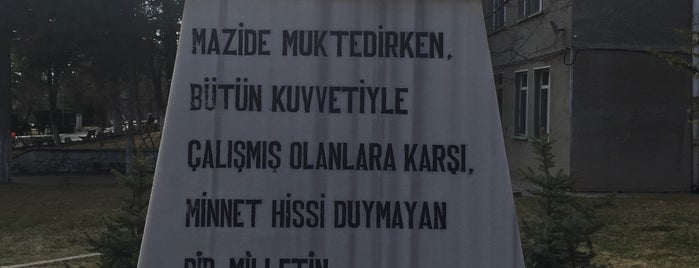 Dr. İsmail Işık Huzurevi is one of Tempat yang Disukai Hicran.