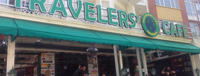 Travelers' Cafe is one of Locais curtidos por Hicran.