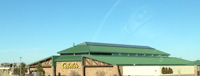 Cabela's Corporate Headquarters is one of Lugares favoritos de JULIE.