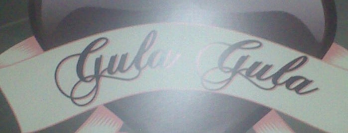 Gula Gula Rotisserie is one of Lieux sauvegardés par Rogerio.