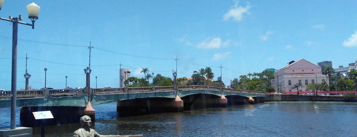 Ponte Princesa Isabel is one of Idos Recife/Pernambuco.