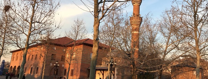Hacı Bayram-ı Veli Camii is one of Ankara'da görülmesi gereken yerler.