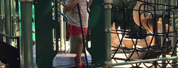 Volunteer Park Playground is one of สถานที่ที่บันทึกไว้ของ Tyler.