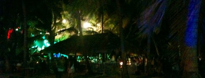 Pocna Bar is one of Isla.