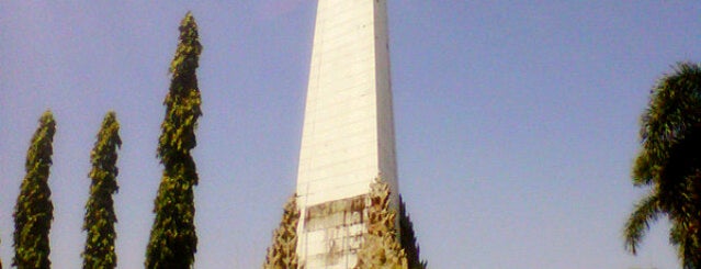 Monumen Mandala is one of mika : понравившиеся места.