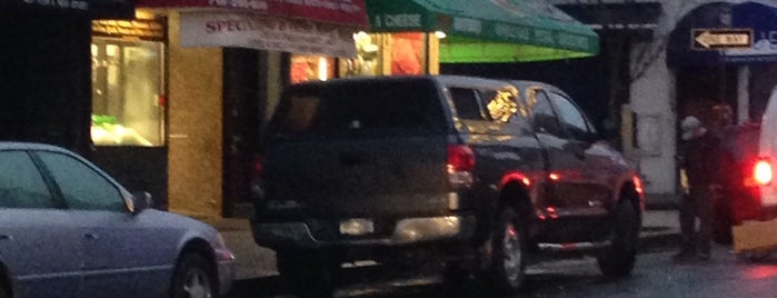 Vincent's Meat Market is one of Arthur Ave.