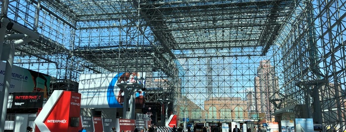 Jacob K. Javits Convention Center is one of Graphic.ly.