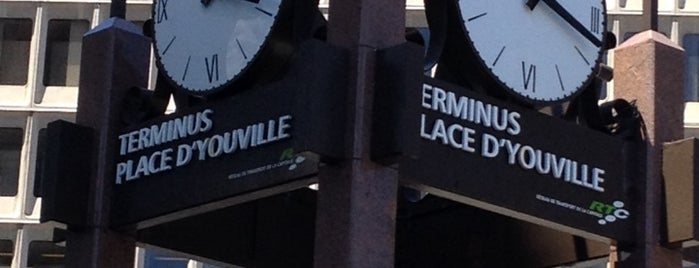 Place d'Youville is one of Lieux à Québec (visité).