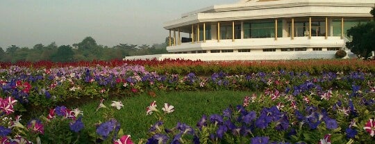 Suanluang Rama IX is one of phongthon : понравившиеся места.
