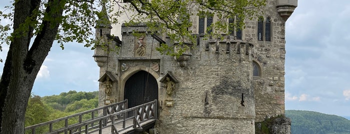 Schloss Lichtenstein is one of Lugares favoritos de Bego.