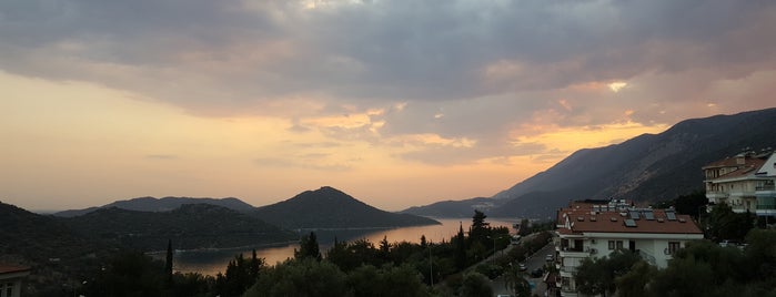 Kaş Hediye Hanım Apart is one of Lugares favoritos de Bilge Ibrahim.